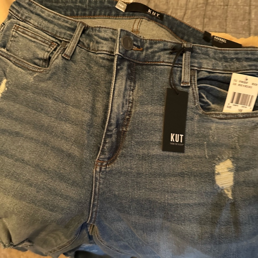 Kut from the Kloth Distressed Blue Boyfriend Jeans